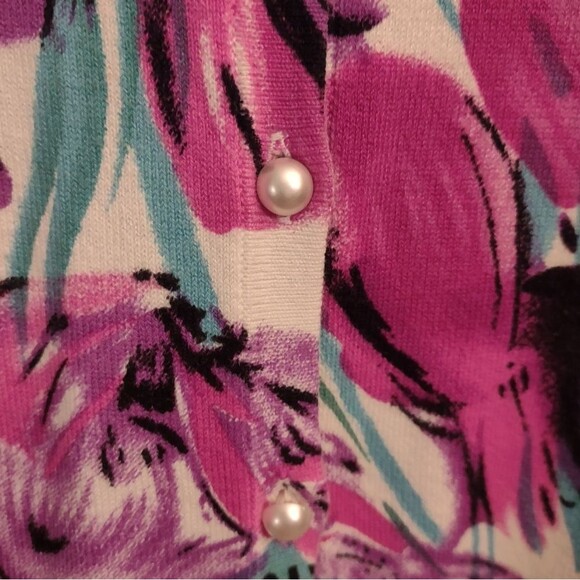 Peter Nygard Floral Print Pearl Button Cardigan - Picture 8 of 13